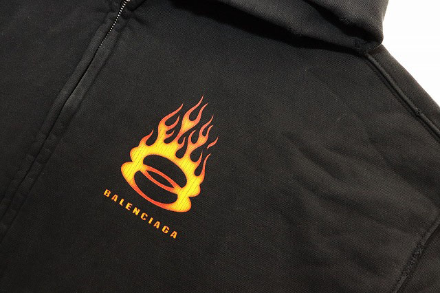 バレンシアガ BALENCIAGA 24SS BURNING UNITY MEDIUM FIT ZIP-UP HOODIE BLACK M 770939 TQVW9 店舗限定 ダメージ加工 バーニング ダブルジップアップフーディ パーカー ブラック
