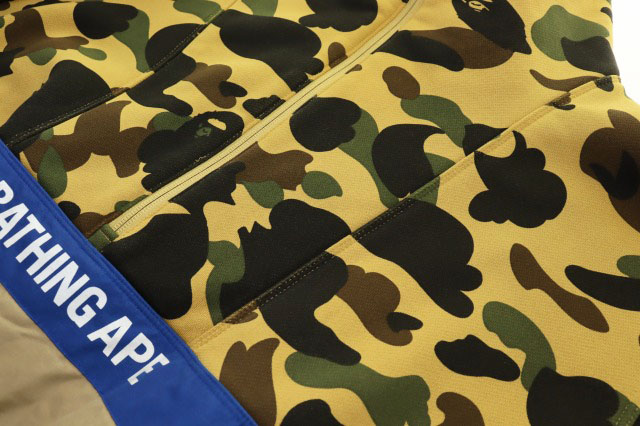 アベイシングエイプ A BATHING APE BAPE 1ST CAMO HALF ZIP PULLOVER HOODIE 2XL