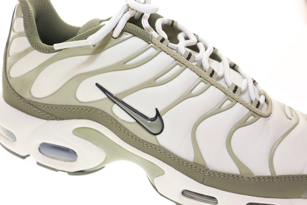 ナイキ NIKE AIR MAX PLUS LIGHT BONE 27.5cm FB9722-002